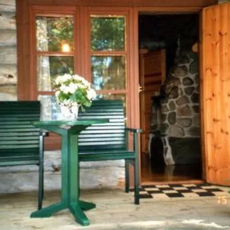 Metsaepirtti By Interhome